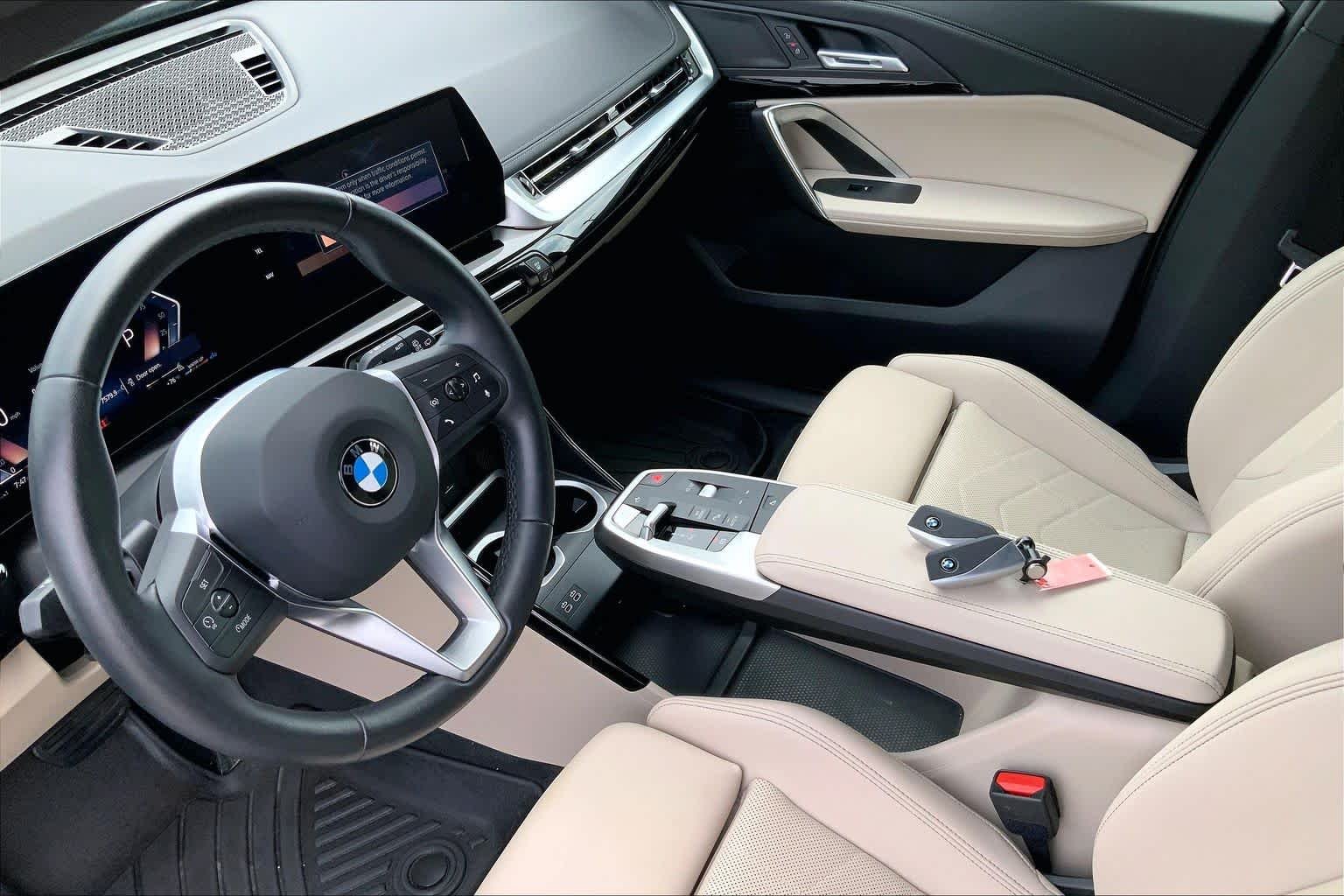 Used 2025 Black Sapphire Metallic BMW xDrive28i image 16