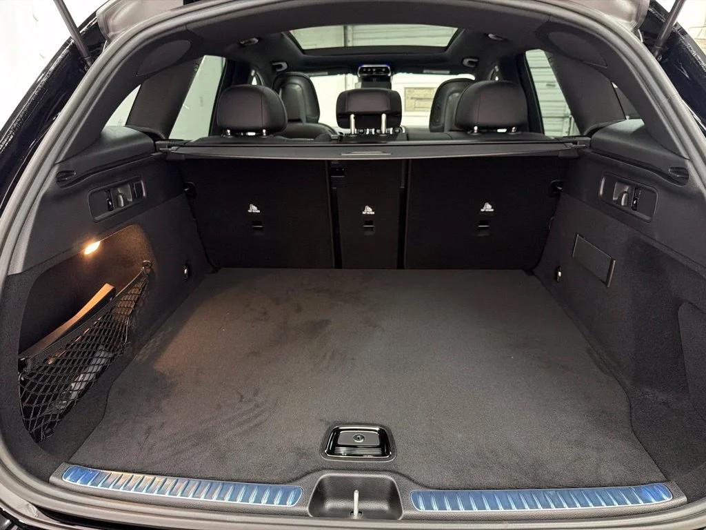 New 2027 Black Mercedes-Benz GLC 300 image 26