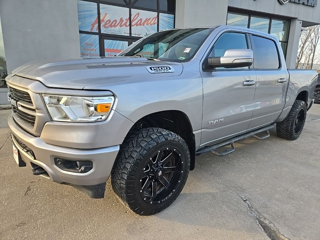 Used 2020 RAM Ram 1500 Pickup Big Horn/Lone Star with VIN 1C6SRFFT8LN169331 for sale in Kansas City