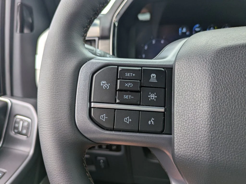 New 2026 Carbonized Gray Metallic Ford Lariat image 31