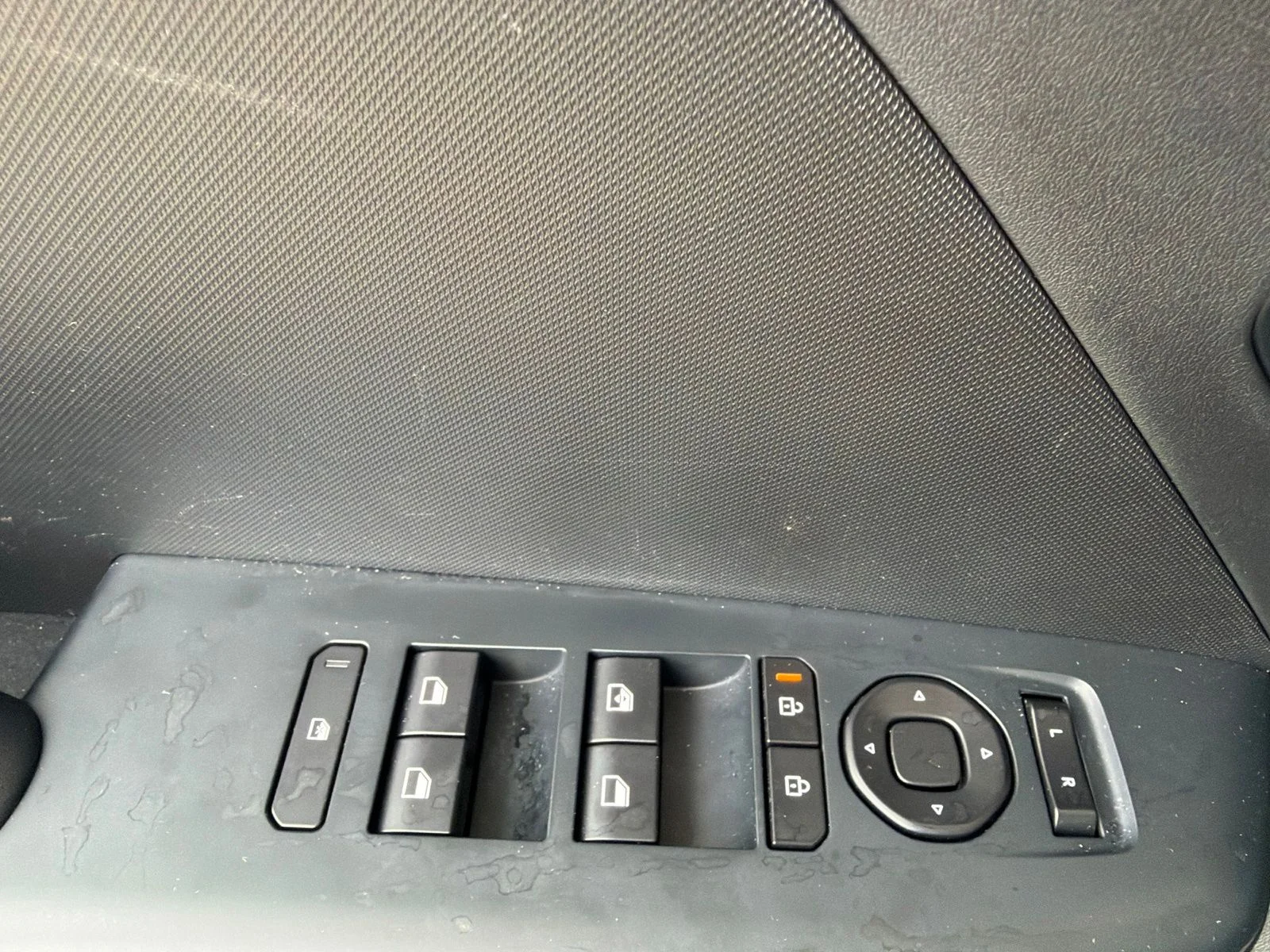 Used 2026 Black Kia LXS image 4