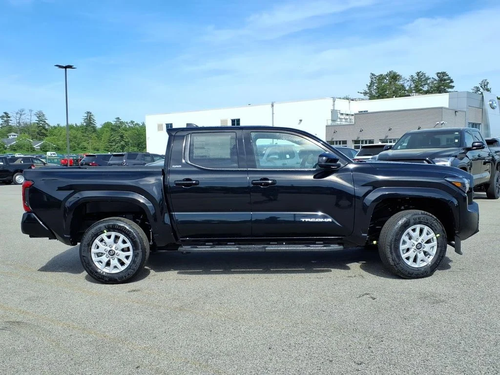 New 2026 Black Toyota SR5 image 3