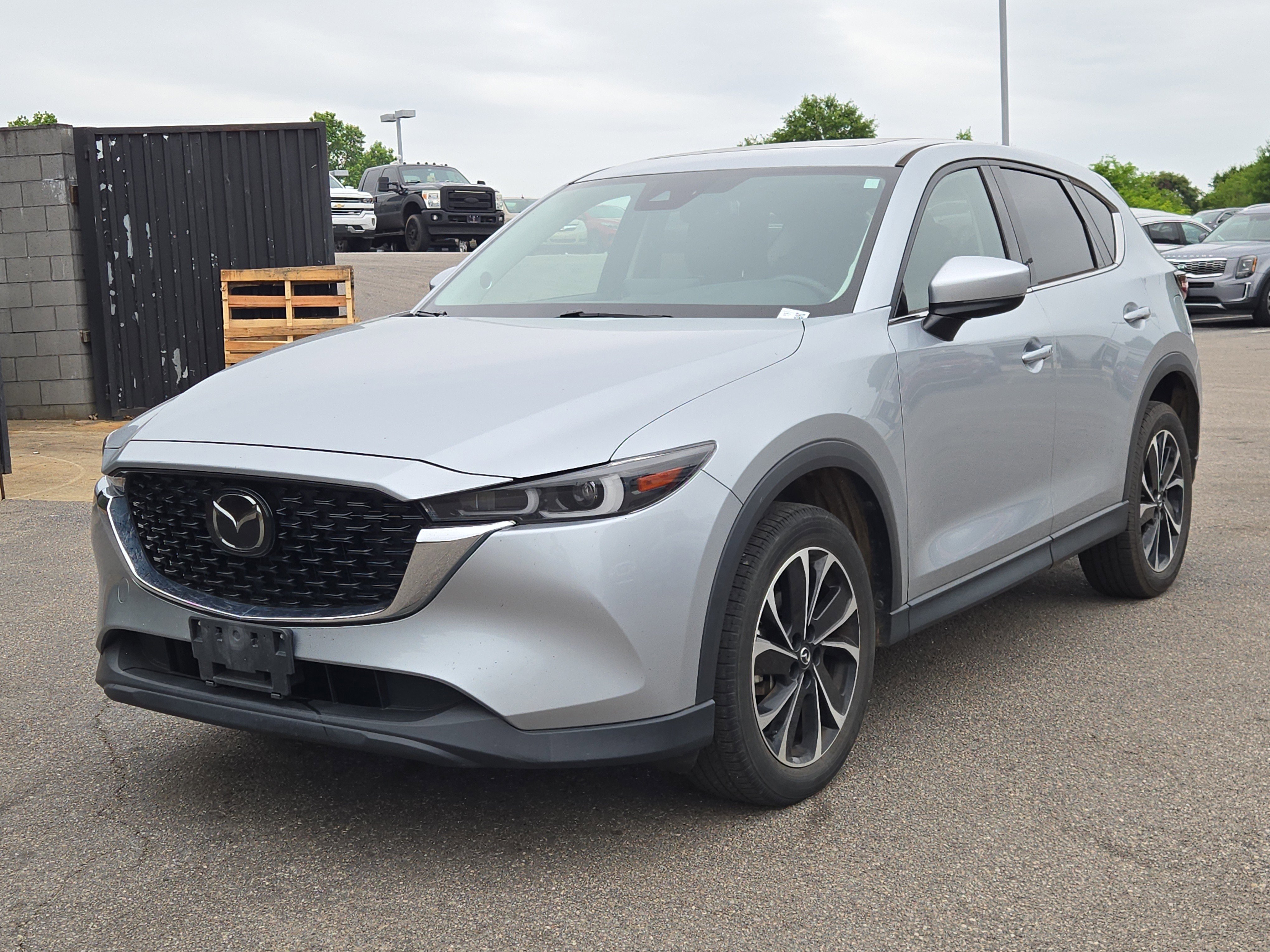 2023 Mazda CX-5 S Premium package Auto AWD's photo