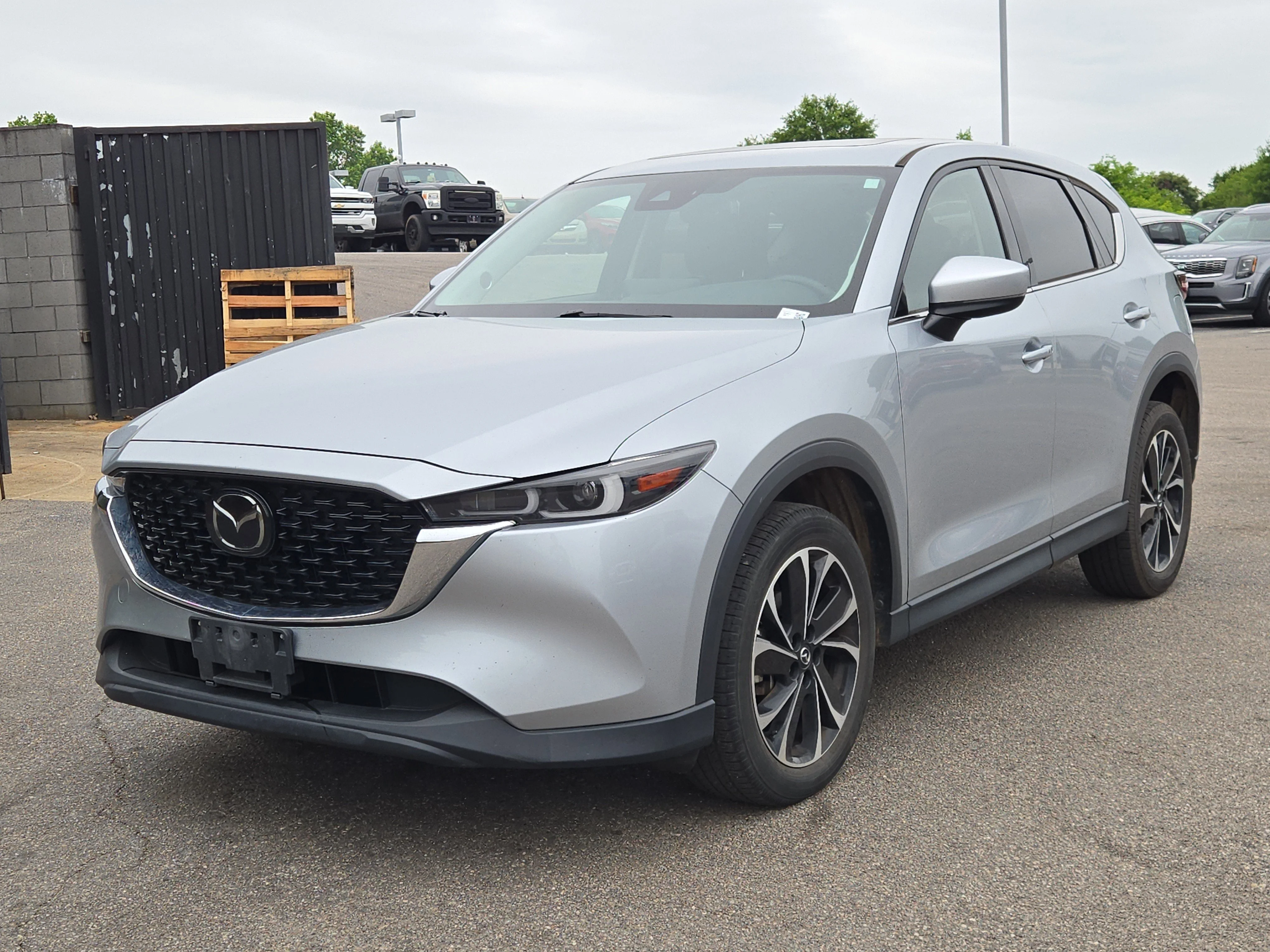 2023 Mazda CX-5 S Premium package Auto AWD's photo