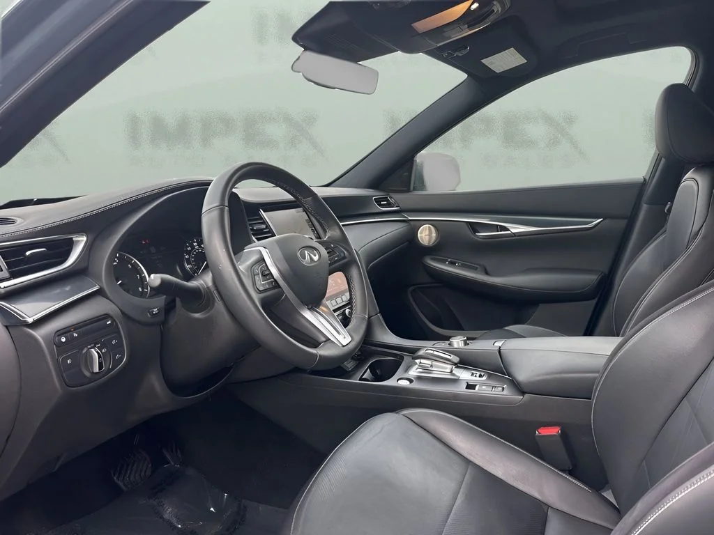 Used 2024 Gray INFINITI SPORT image 9
