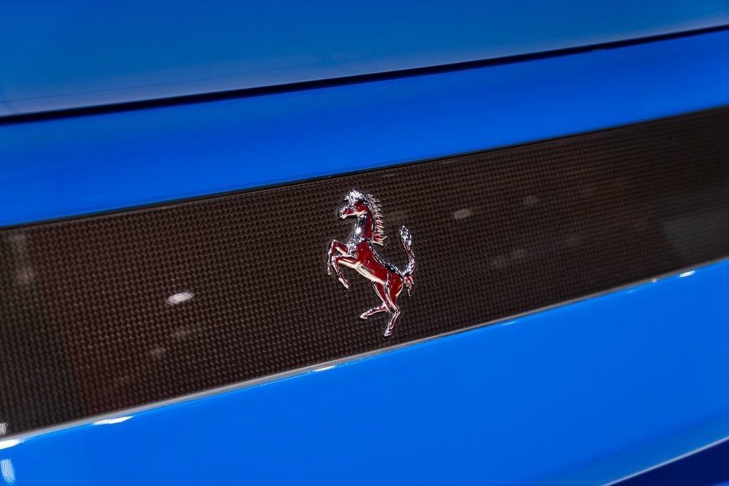 Certified Used 2017 Extra Sample Ferrari Base image 19