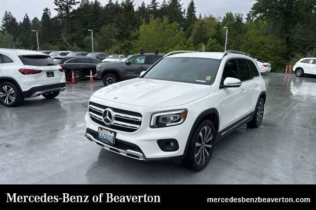2022 Mercedes-Benz GLB GLB 250 4MATIC's photo