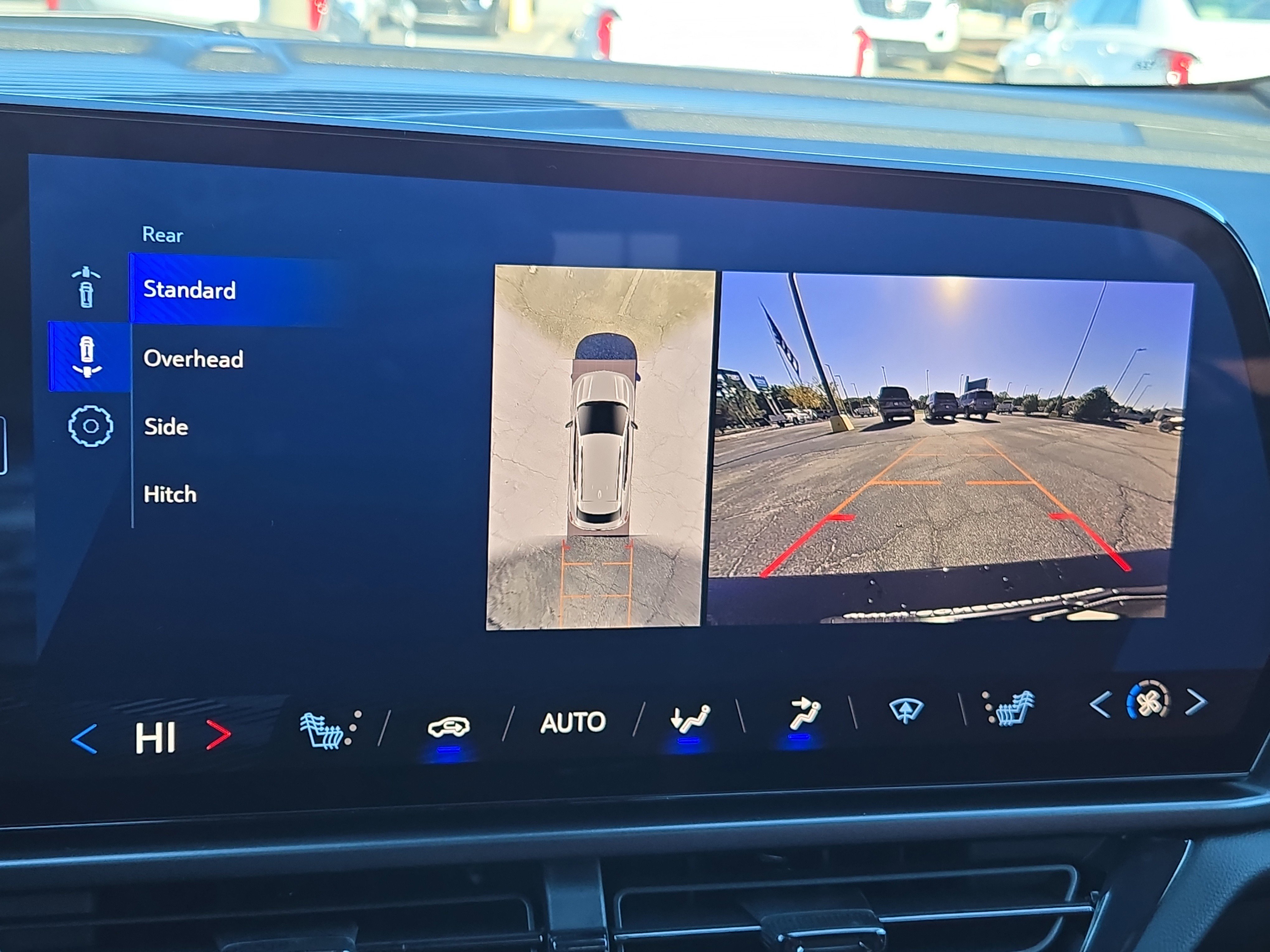 2025 Chevrolet Equinox EV RS - Photo 30