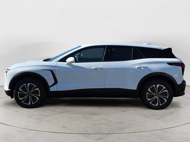 New 2026 Summit White Chevrolet LT image 2