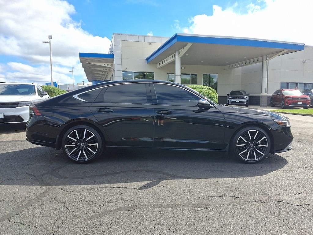 2023 Honda Accord Hybrid Touring - Photo 7