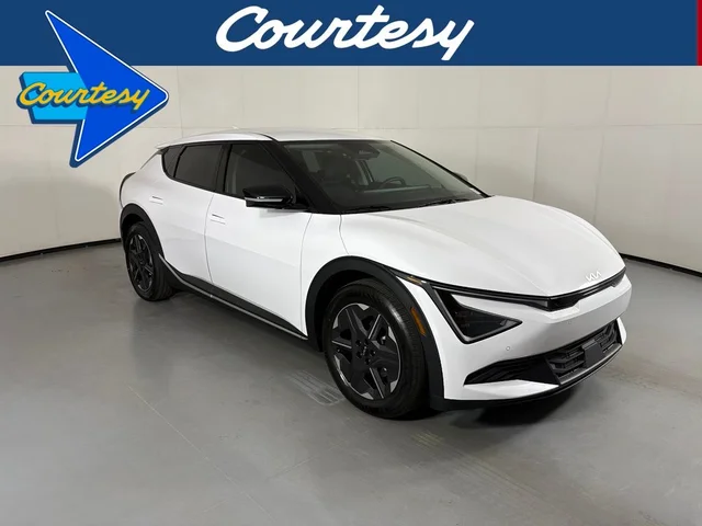 2026 Kia EV6 LIGHT