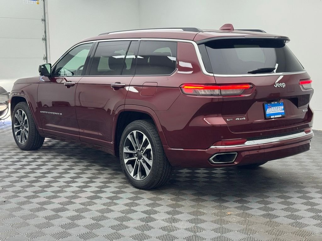 Used 2022 Velvet Red Pearlcoat Jeep Overland image 14
