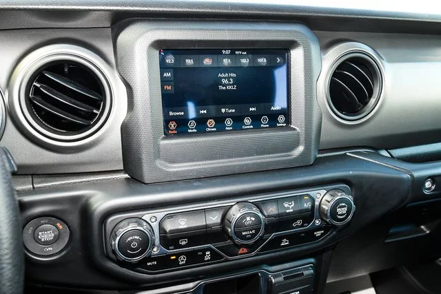 Used 2022 Blue Jeep Sport image 26