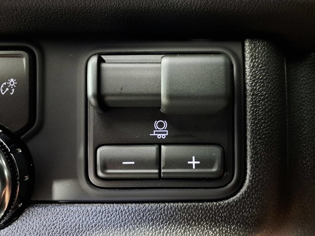 New 2026 Onyx Black GMC Elevation image 20