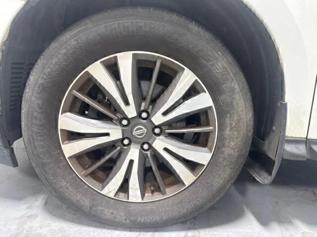 Used 2017 White Nissan SV image 11