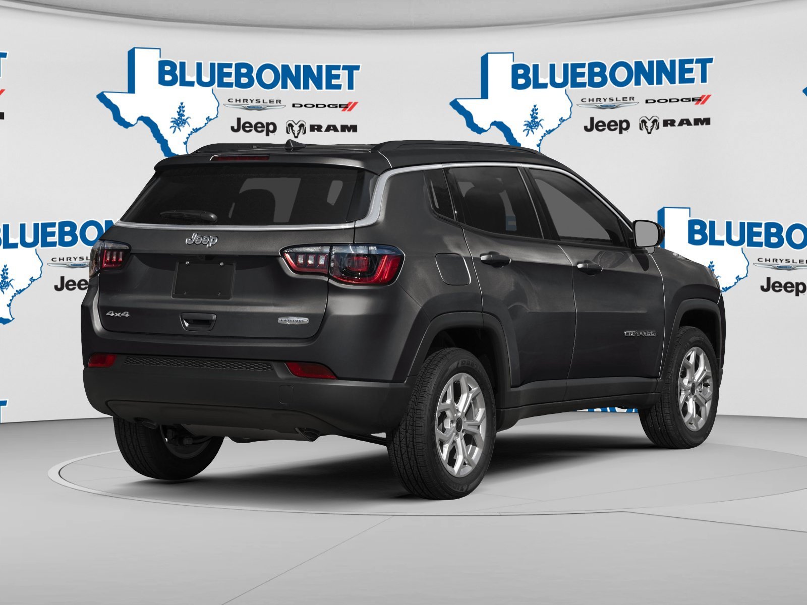 New 2026 Diamond Black Crystal Pearl-Coat Exterior Paint Jeep Latitude Altitude image 2