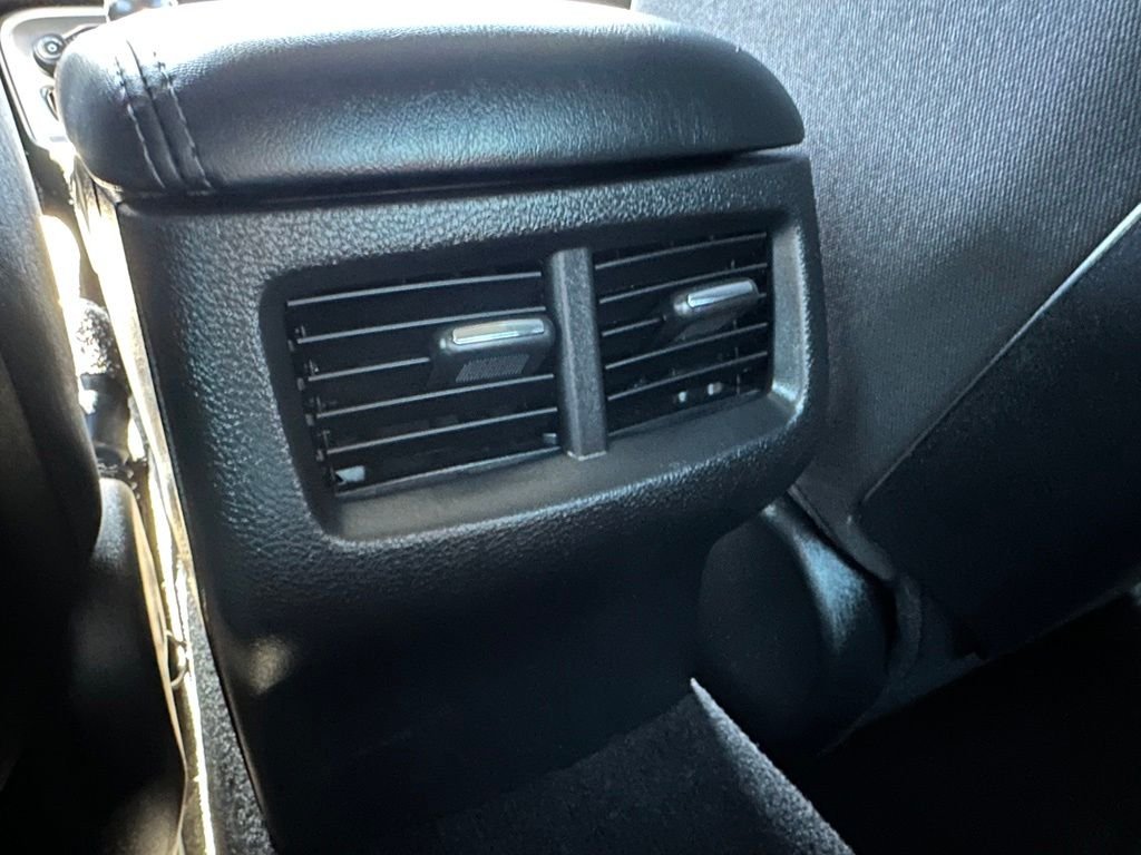 Used 2022  Dodge R/T image 8