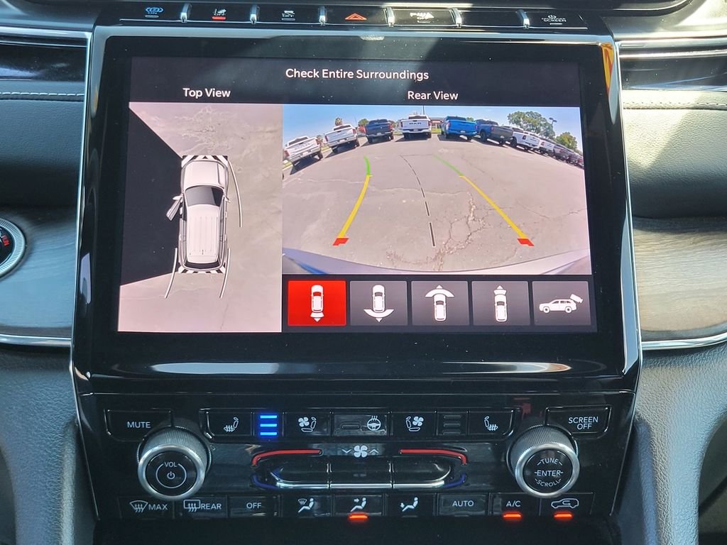 Used 2023 Gray Jeep Overland 4xe image 20