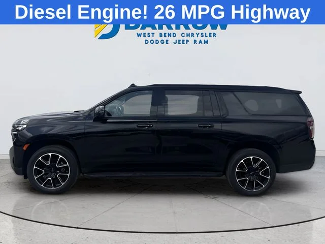 Used 2023 Black Chevrolet RST image 2