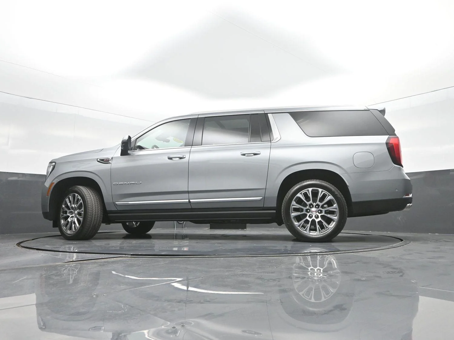 New 2026 Sterling Metallic GMC Denali image 43