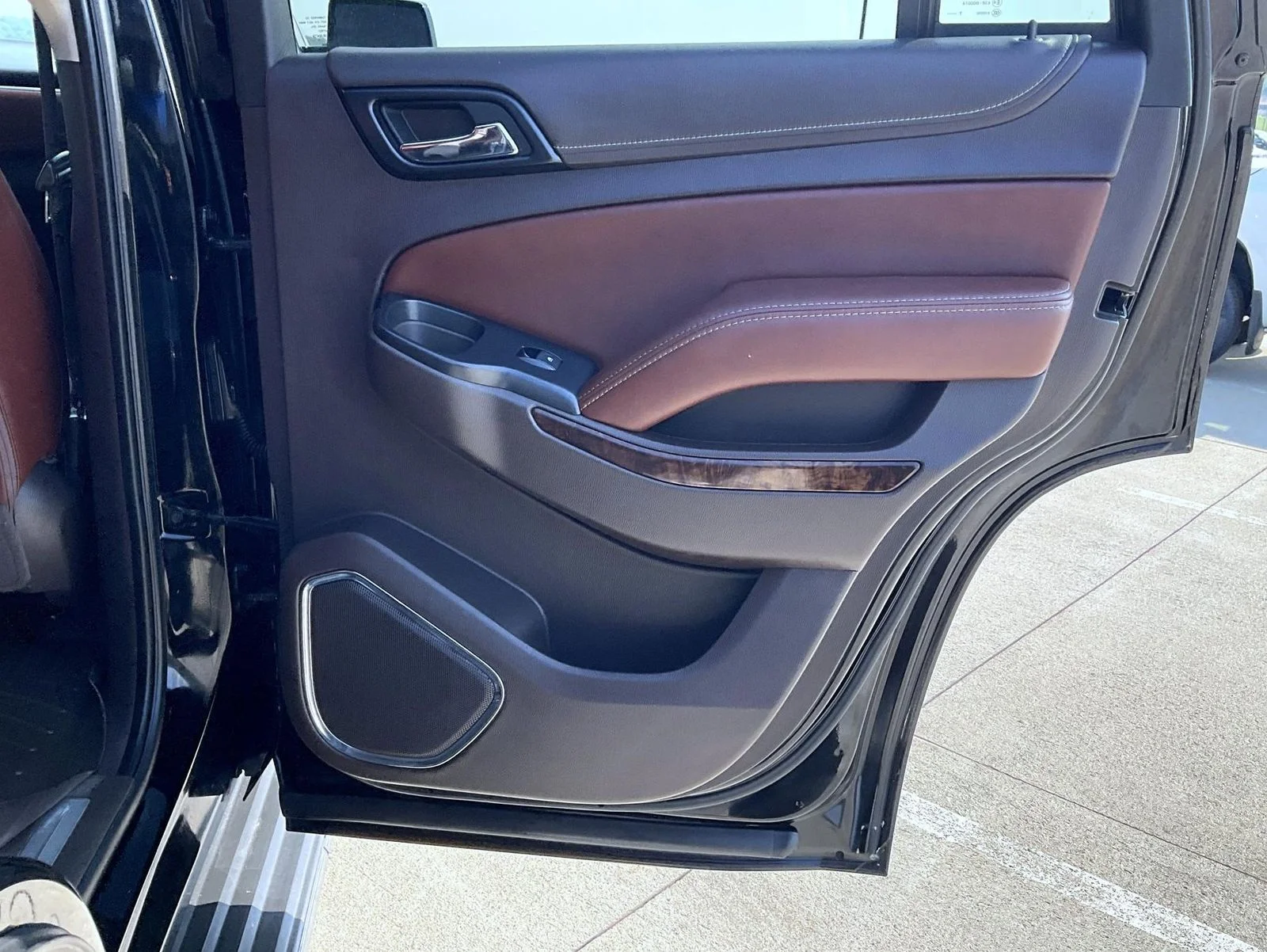 Used 2018 Black Chevrolet Premier image 23
