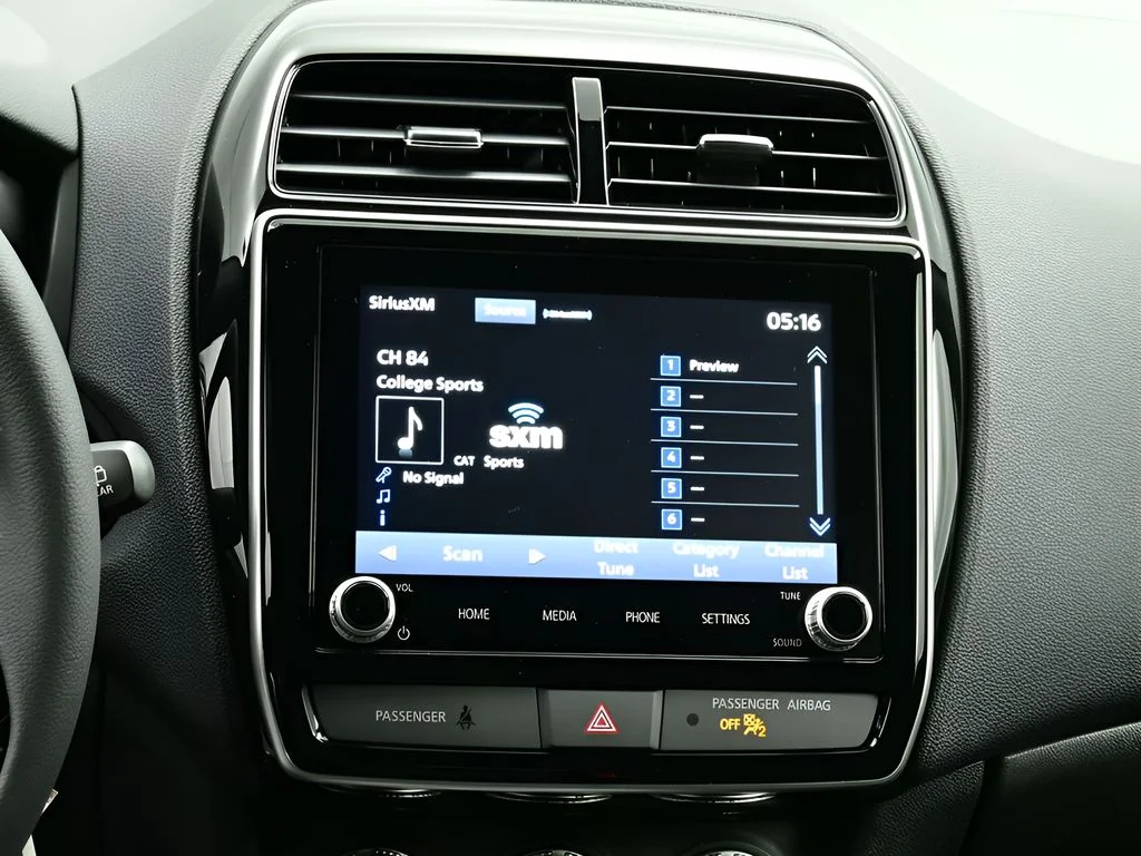 New 2026 White Diamond Mitsubishi Trail Edition image 15