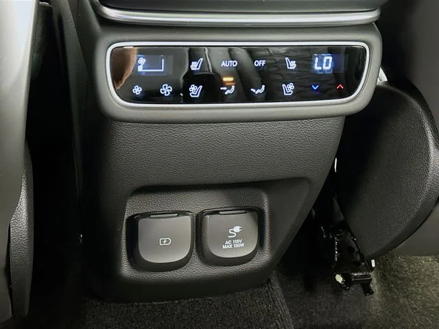 New 2025 Silver Genesis 3.5T e-SC image 13
