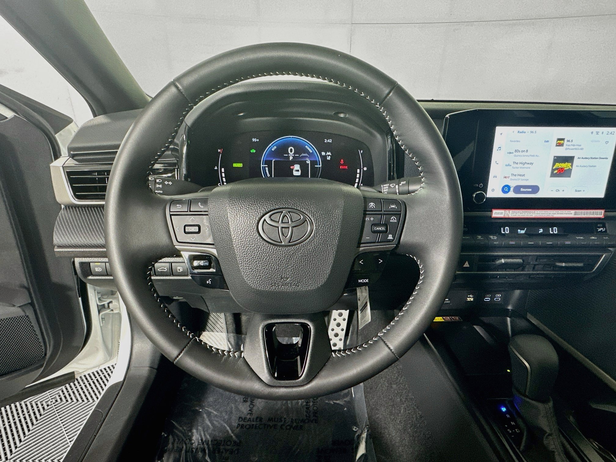 Used 2026 Ice Toyota SE image 15