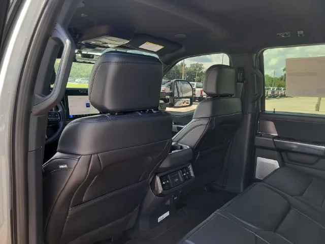 New 2026 Avalanche Ford Platinum image 13