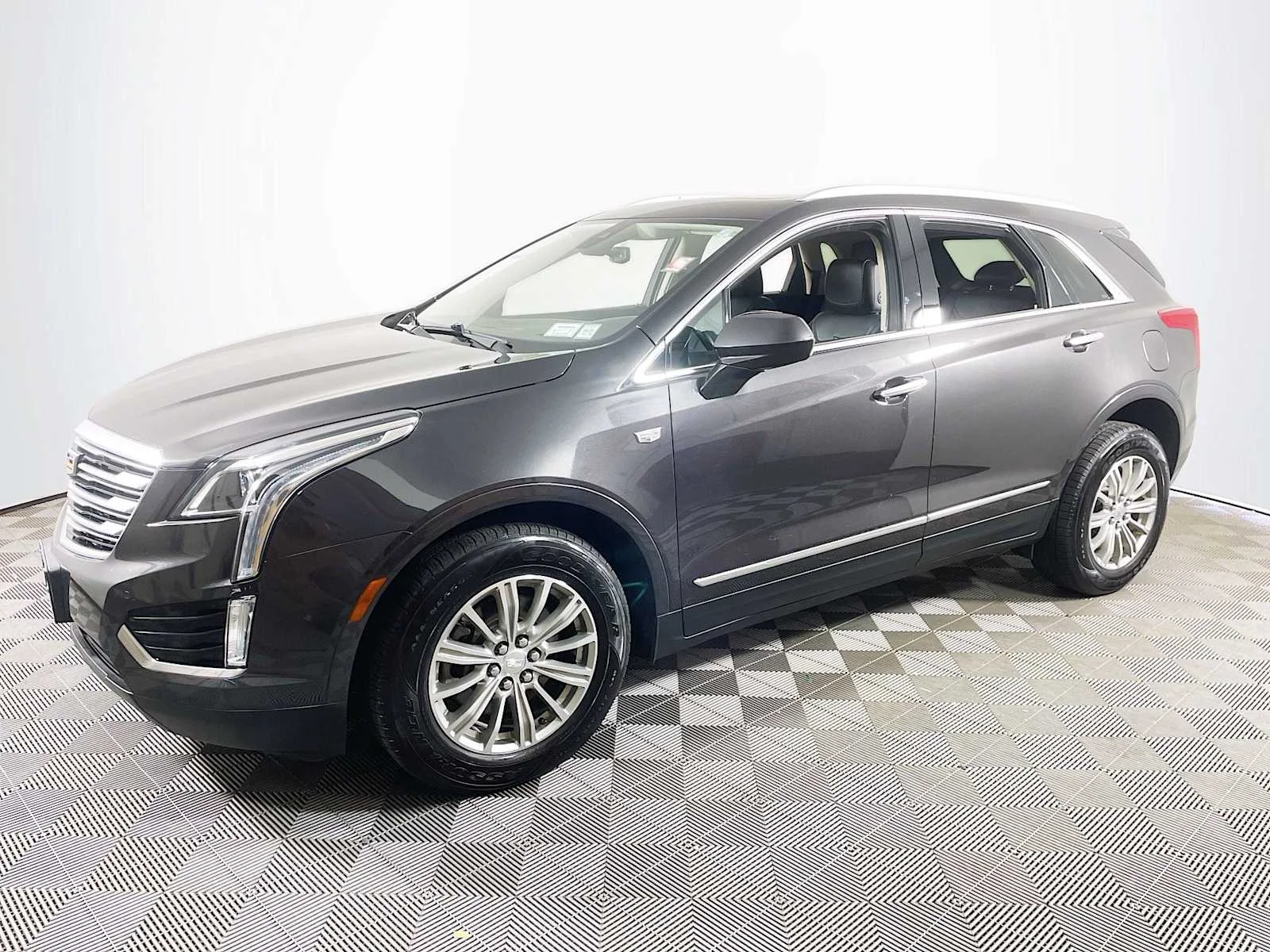 2018 Cadillac XT5 AWD Luxury's photo