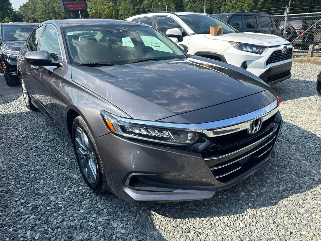 Used 2021  Honda LX image 2