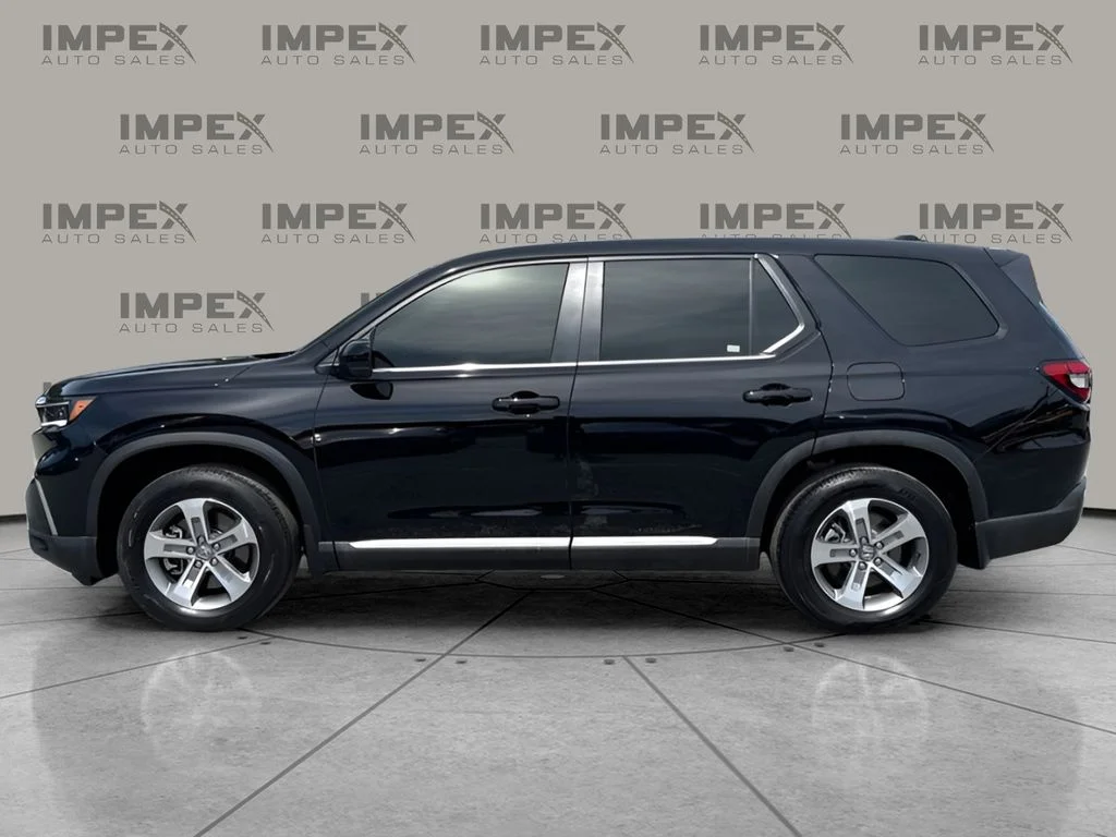 Used 2025 Black Honda EX-L image 2