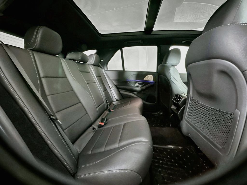 Certified Used 2025 White Mercedes-Benz GLE 450 image 29