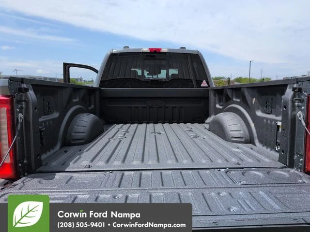 New 2026 Carbonized Gray Metallic Ford Lariat image 27