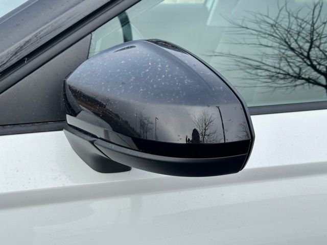 New 2026 Pure White W/Deep Black Roof Volkswagen 1.5T SE Black image 12