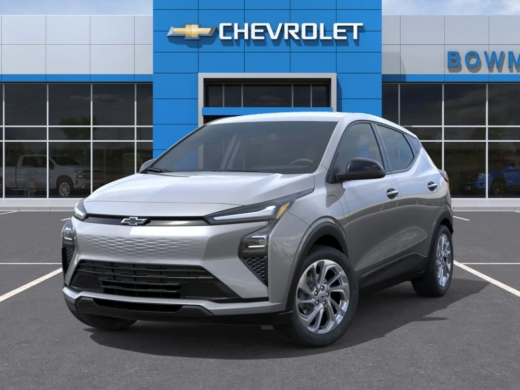2027 Chevrolet Bolt LT - Photo 6