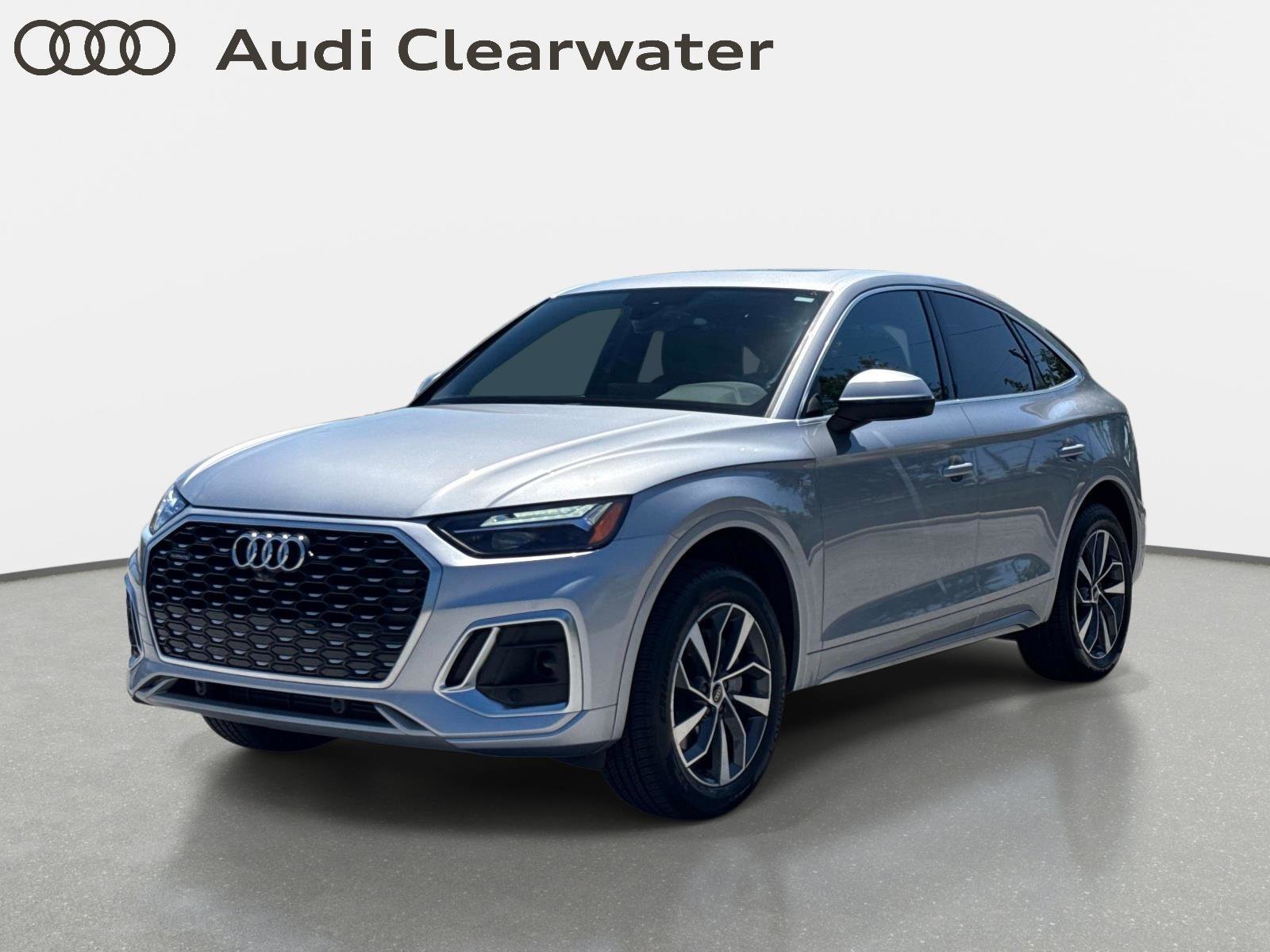 2023 Audi Q5 Sportback 45 Premium Plus's photo
