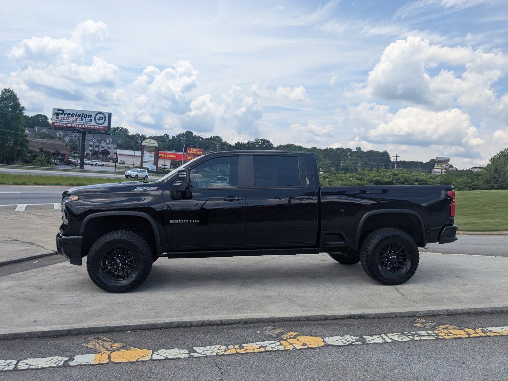 Used 2025 Black Chevrolet ZR2 image 8