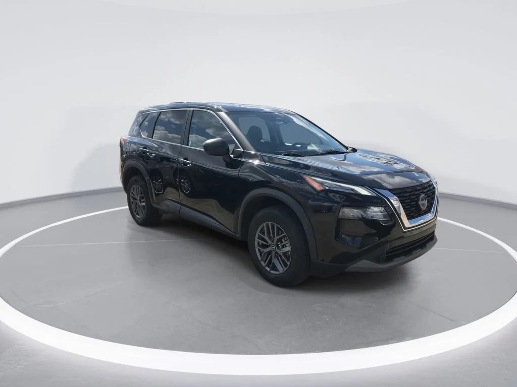 Used 2023 Black Nissan S image 2