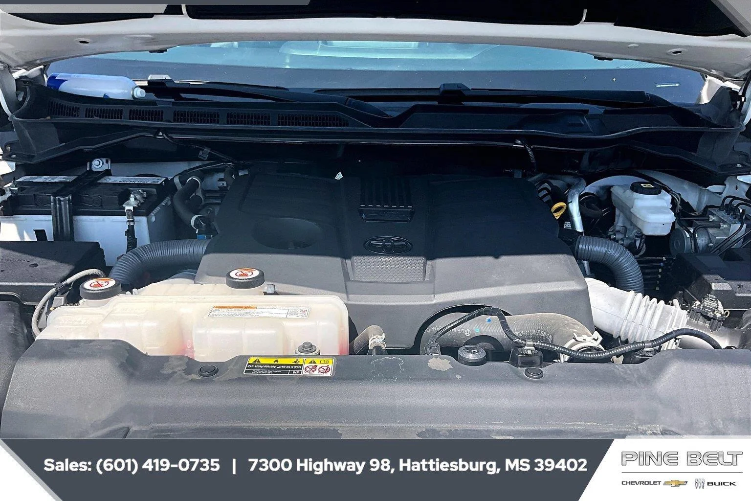 Used 2023 Ice Cap Toyota SR5 image 9