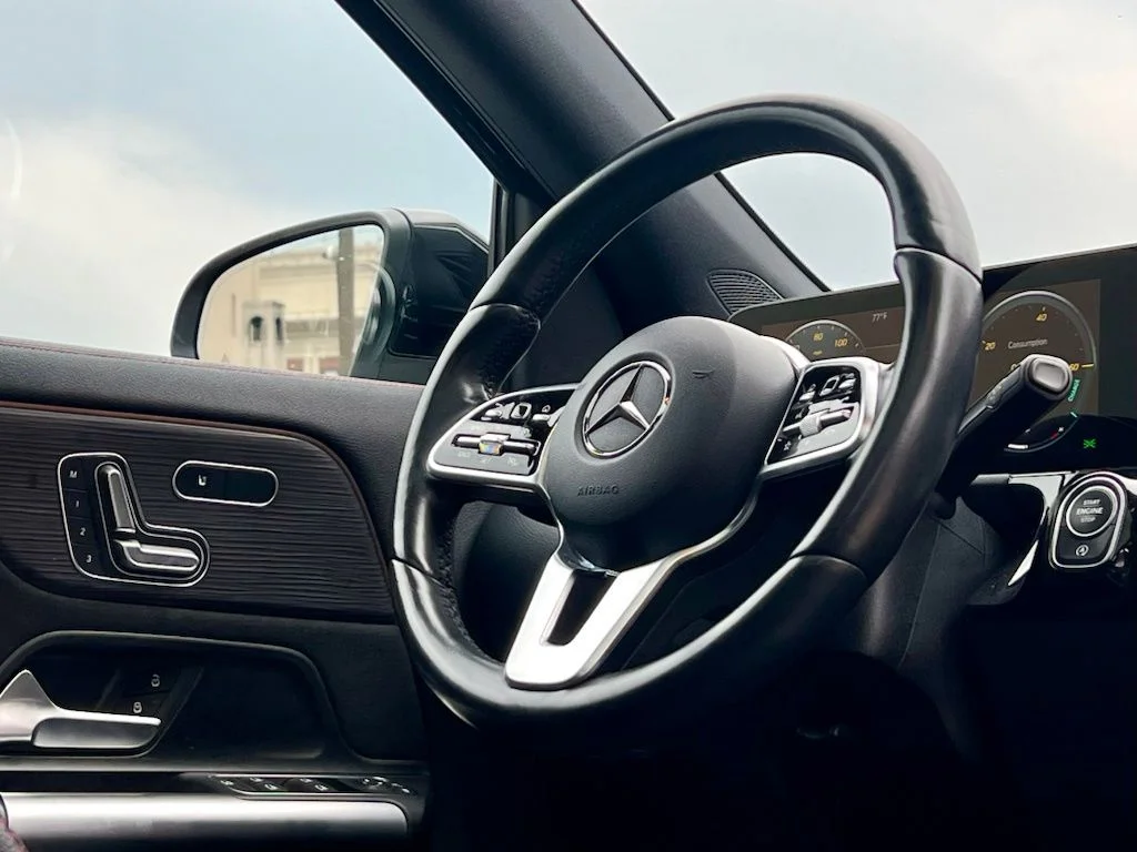 Certified Used 2023  Mercedes-Benz GLA 250 image 10