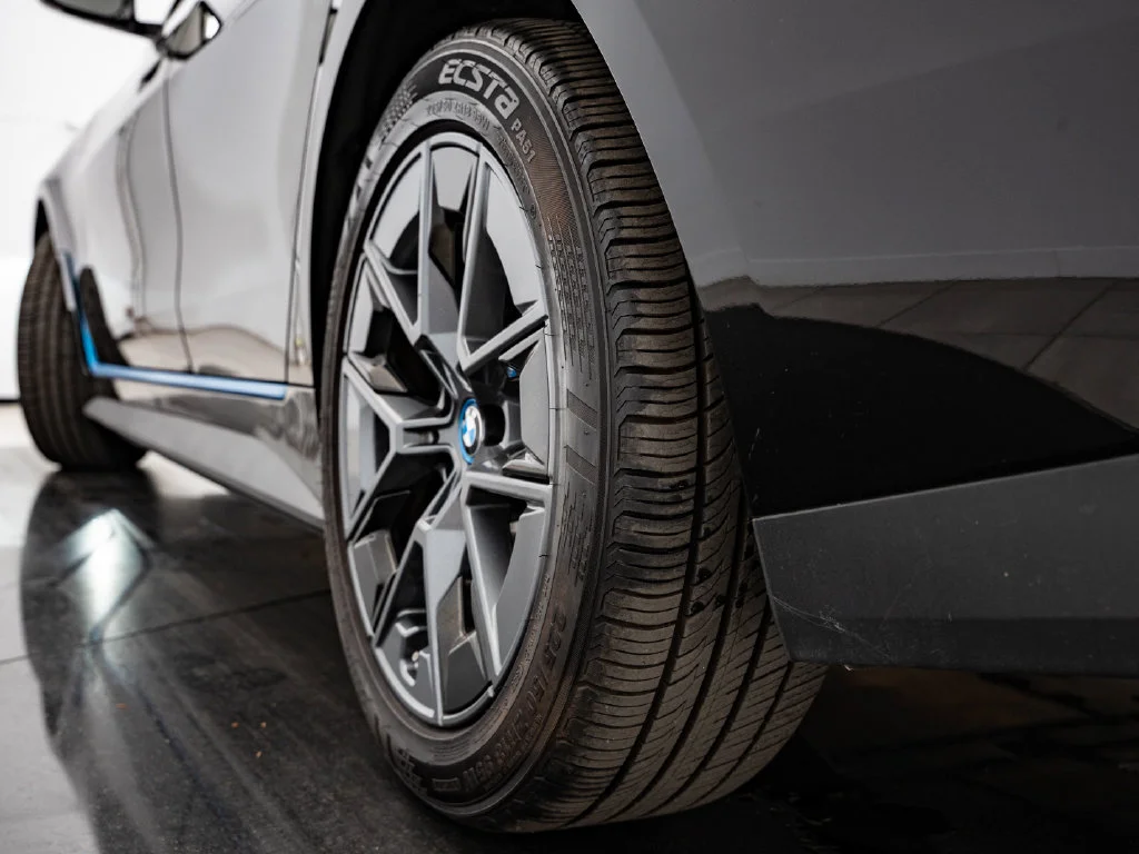 Used 2023 Jet Black BMW eDrive35 image 50