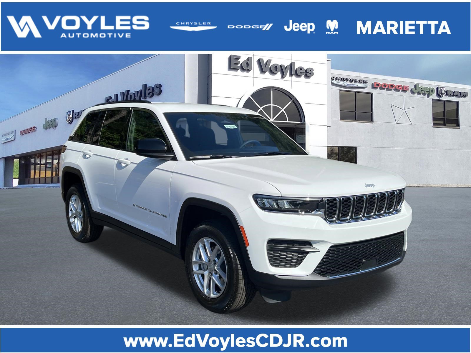 New 2026 Bright White Clear-Coat Exterior Paint Jeep Laredo image 1
