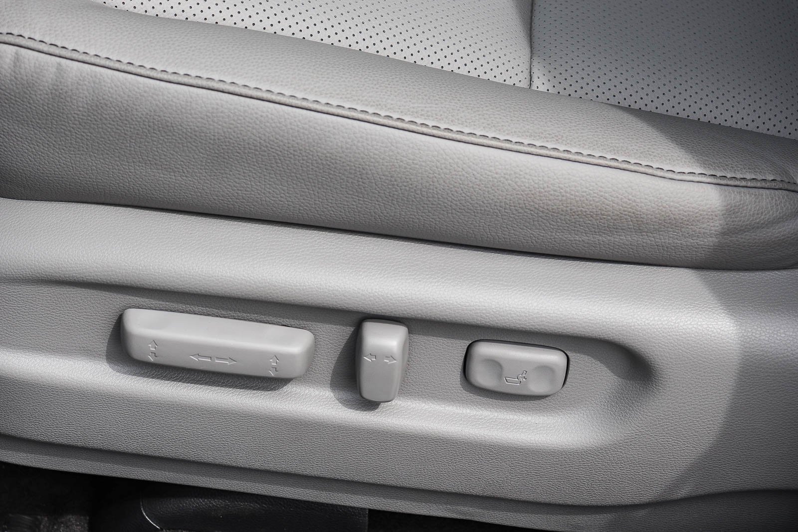 New 2026 Platinum White Pearl Honda RTL AWD image 24