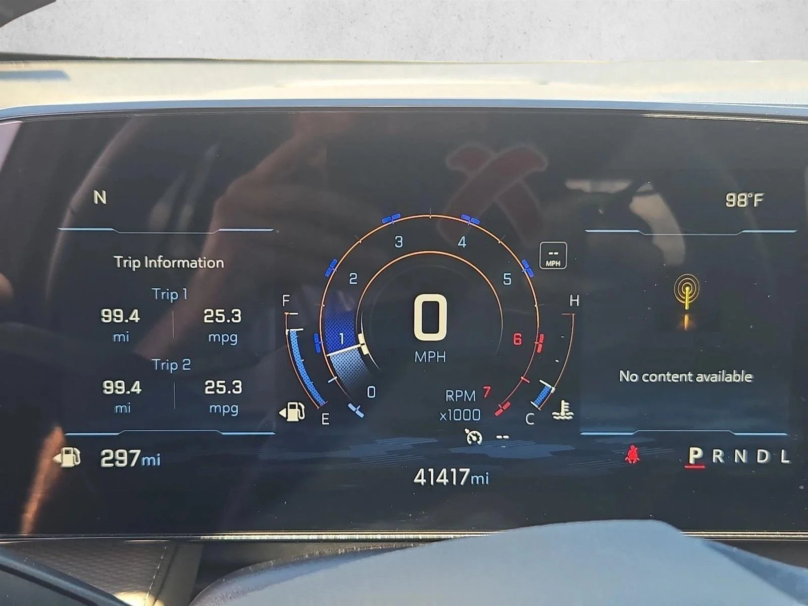 Used 2025 Lakeshore Blue Metallic Chevrolet FWD LT image 11