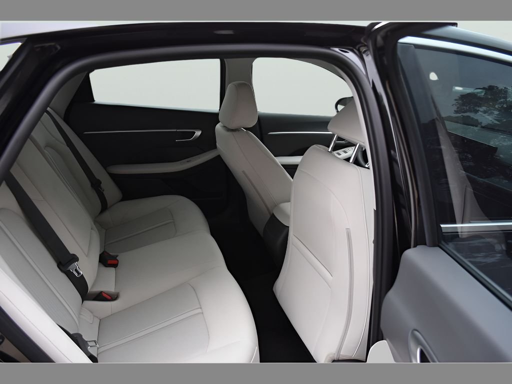 New 2026 Abyss Black Hyundai SEL Sport image 44