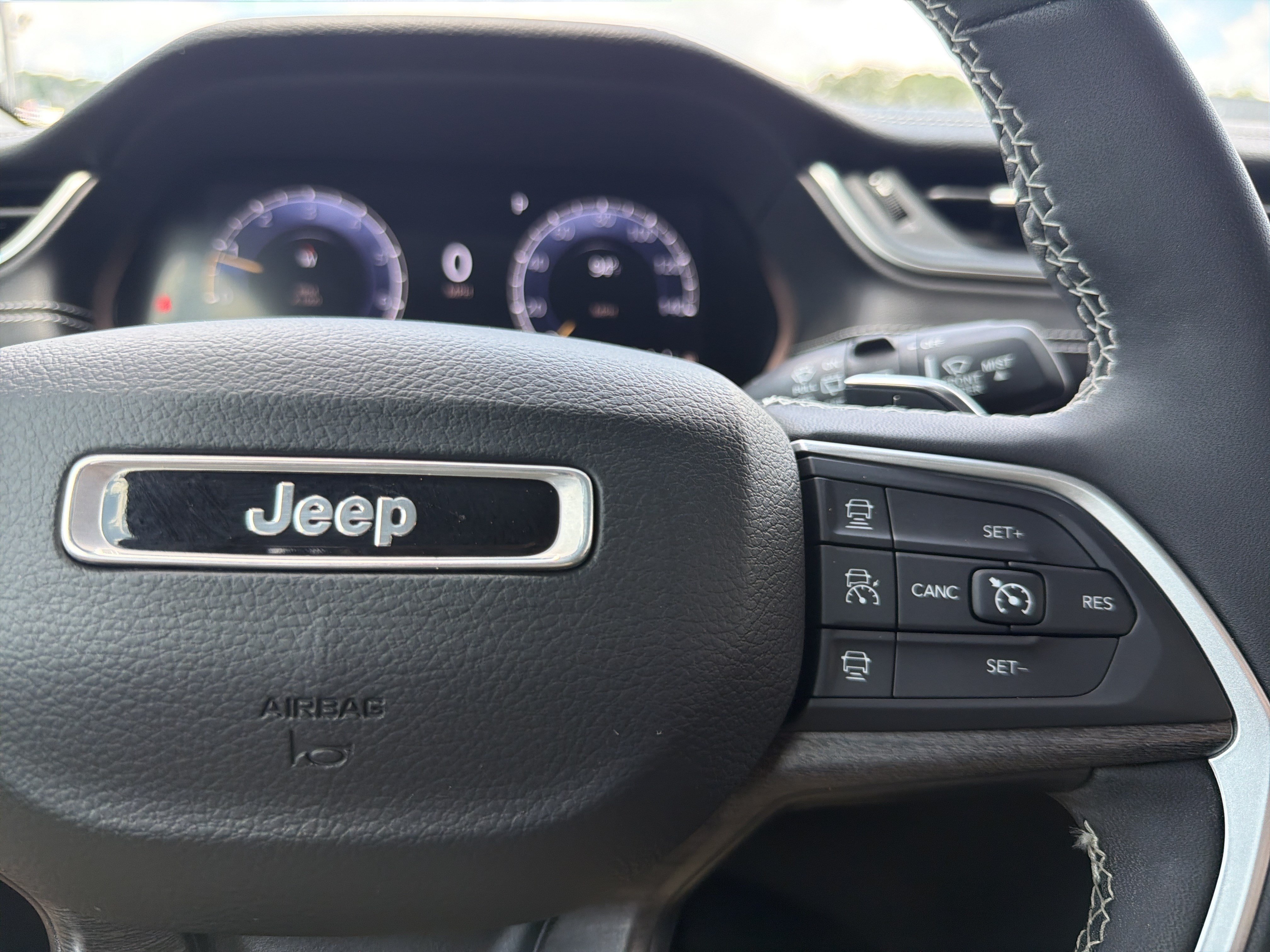 2023 Jeep Grand Cherokee Limited - Photo 29