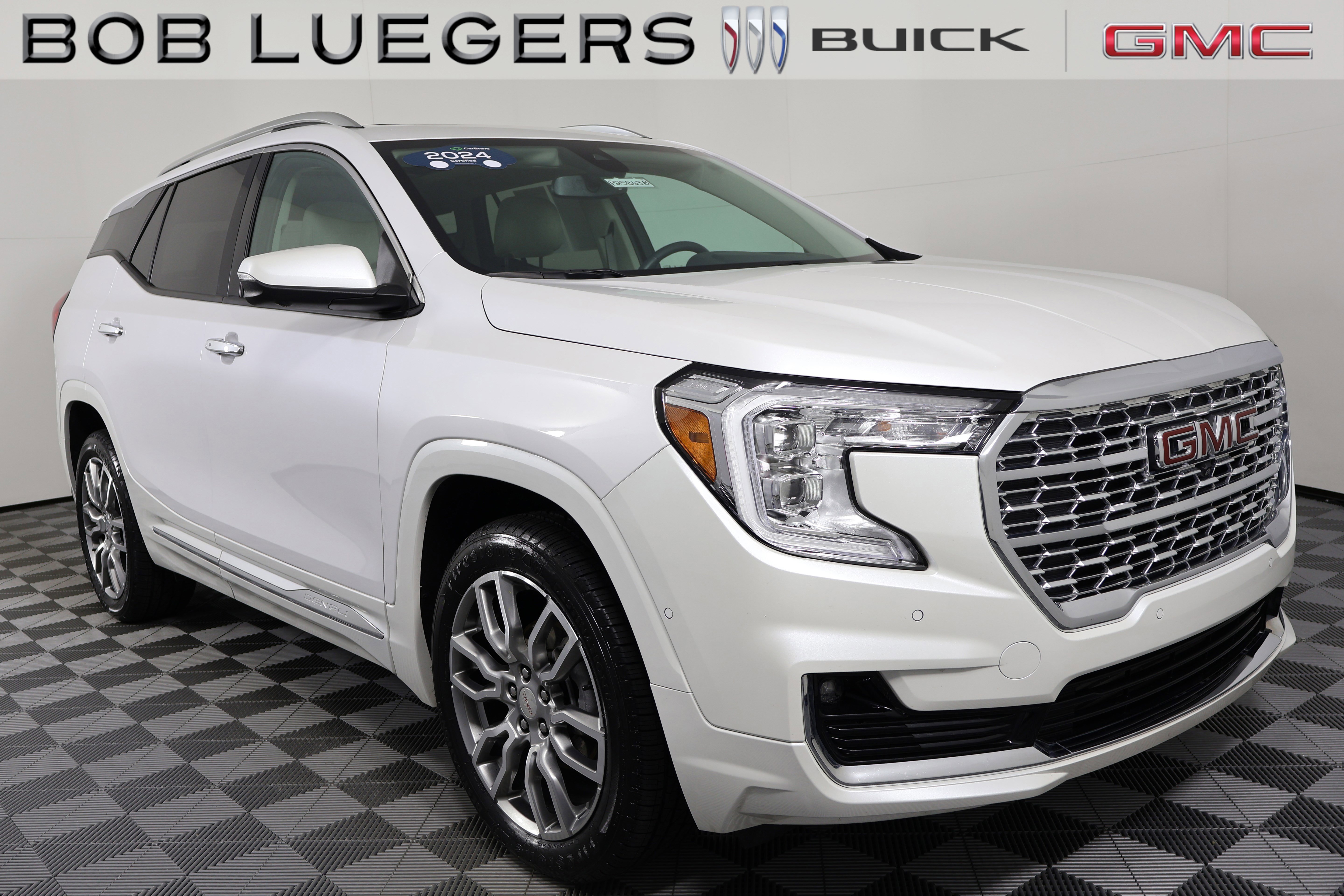White Frost Tricoat 2024 GMC Terrain Denali AWD SUV / Crossover All-Wheel Drive