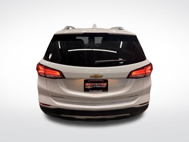 Used 2022 IRIDESCENT PEARL TRICOAT Chevrolet Premier image 20