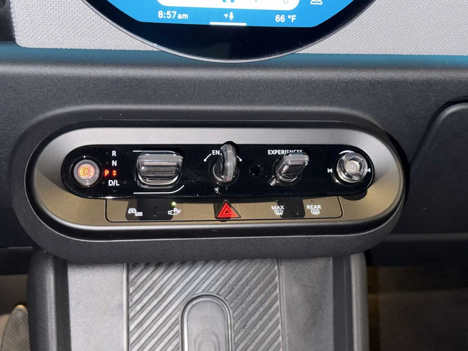 2025 MINI Hardtop 4 Door S - Photo 18